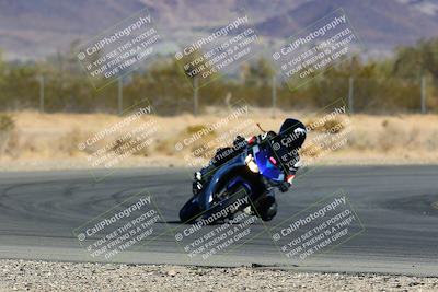 media/Jan-09-2022-SoCal Trackdays (Sun) [[2b1fec8404]]/Turn 6 (1035am)/